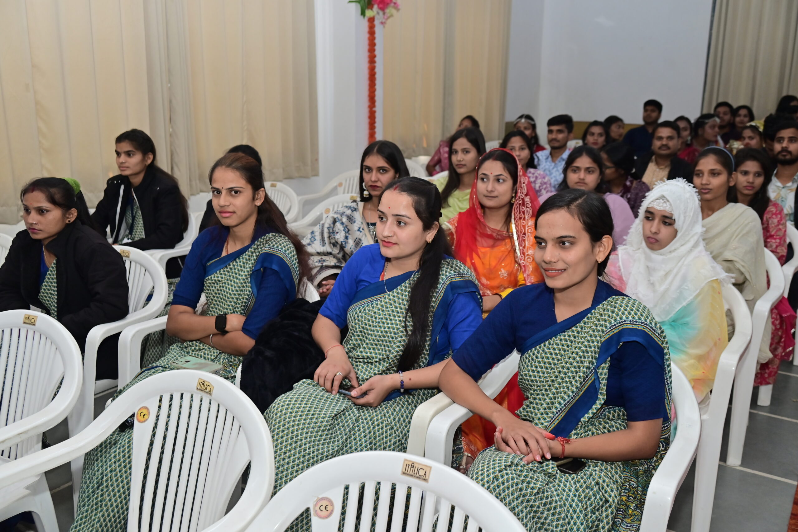 Mr.Click Mo.9649900747